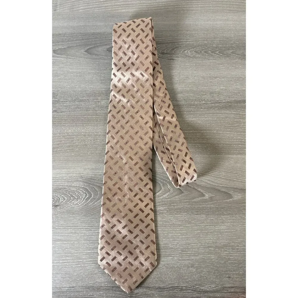 DKNY Donna Karen New York 100%‎ Silk Tan Red Men's Tie Necktie- EUC